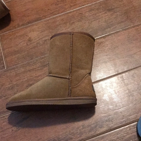 Like new Sherpa lined Winter boots! - Picture 3 of 6